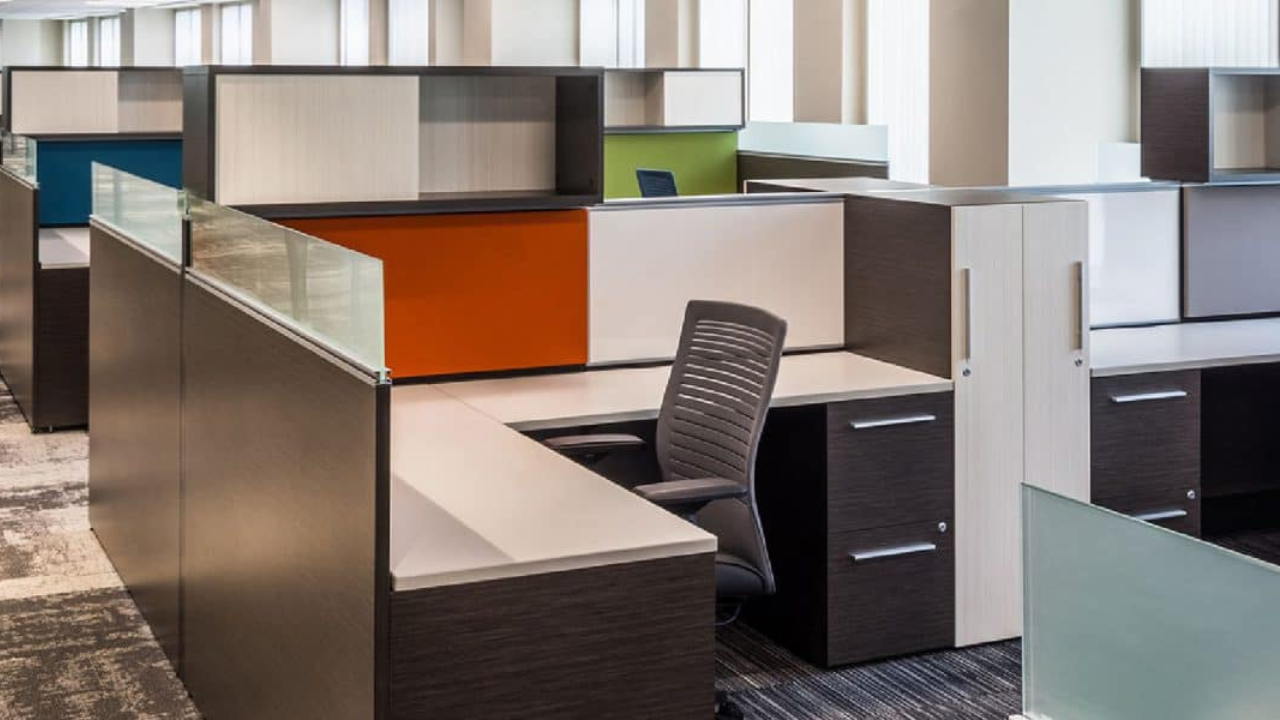 HPL Laminate vs. PVC Laminate – What’s the Difference?