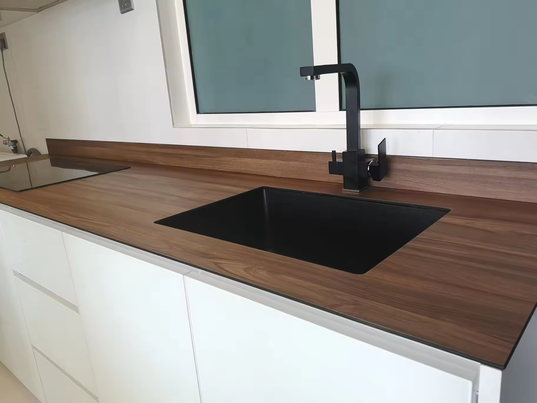 Anti-Impact Glossy Matt Texture Decorative High Pressure Laminated Sheet Compact Laminate Board for Kitchen Countertop
