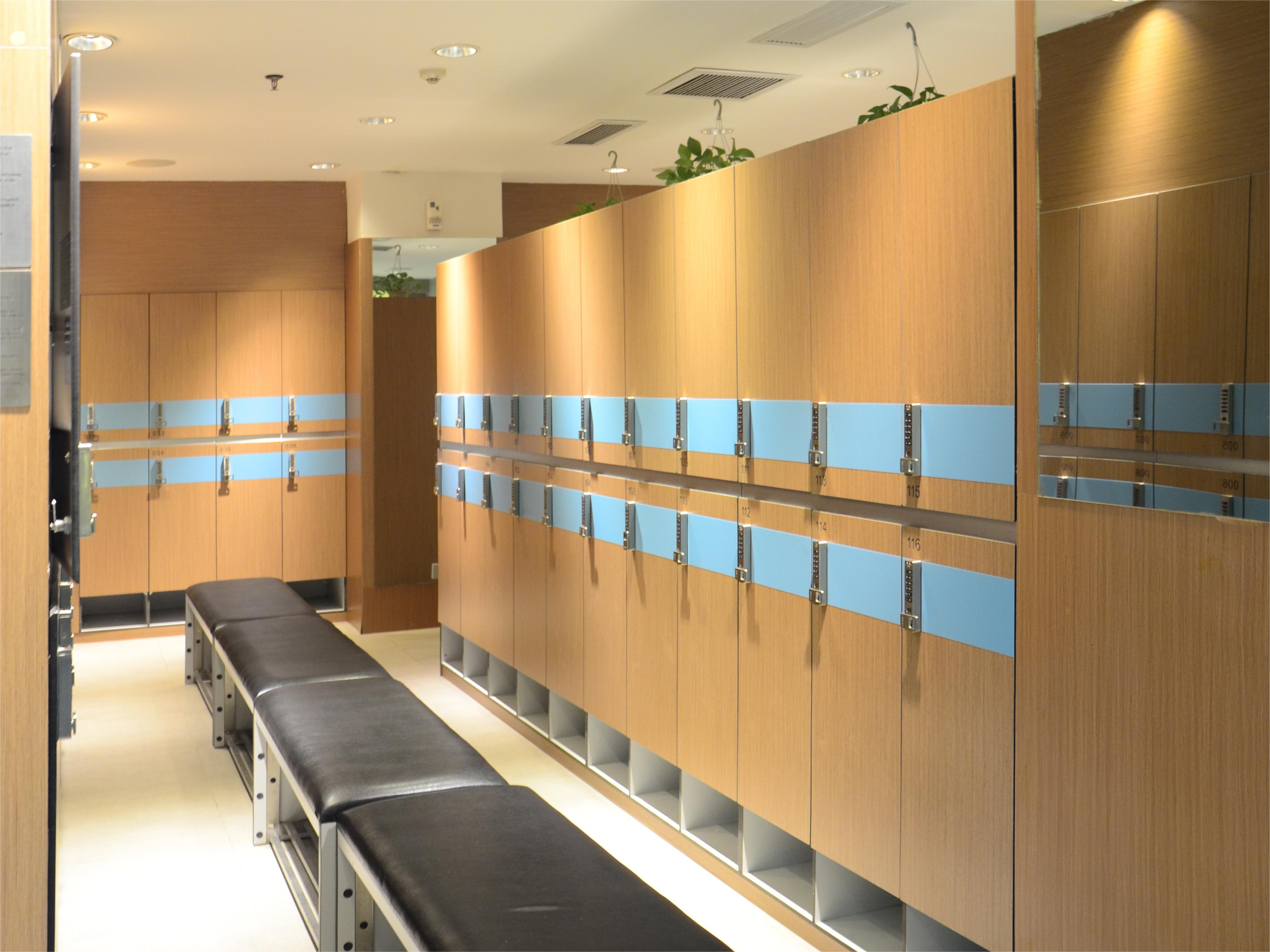 Hospital Pool Gym Spa Phenolic Resin HPL Panels & Lockers.jpg
