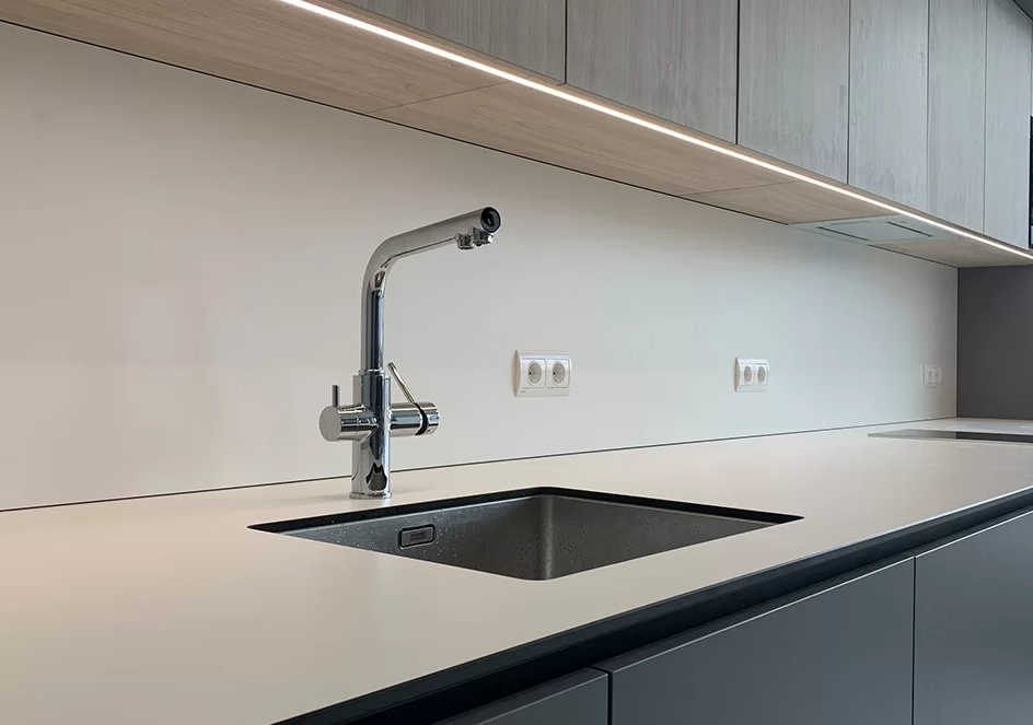 Top 15 Global HPL Laminate Brands for Modern Kitchen Cabinets